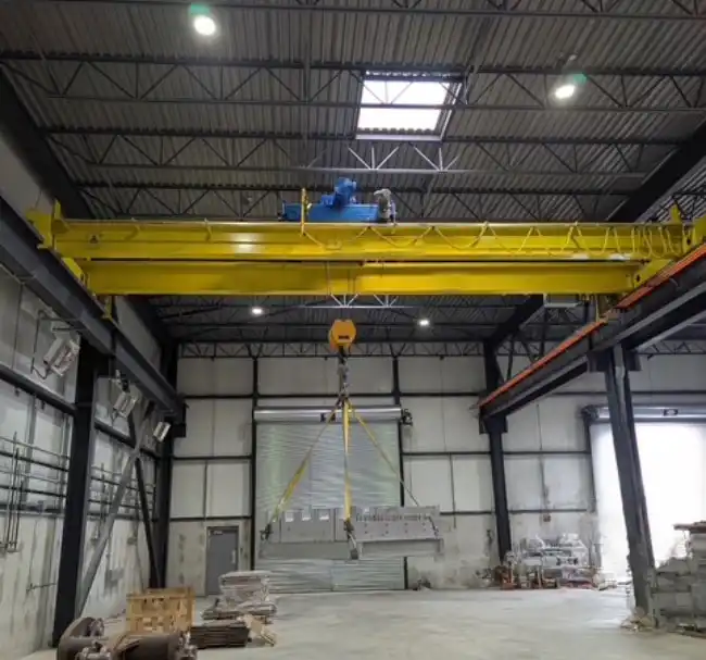 Overhead crane load test: no load, static load, dynamic load