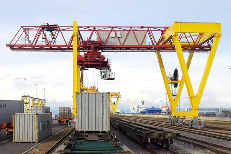 Rail Mounted Gantry Crane (RMG)