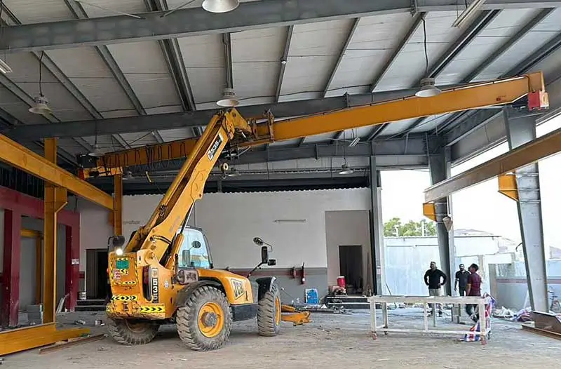 Overhead Crane Solutions for UAE Industrial Projects